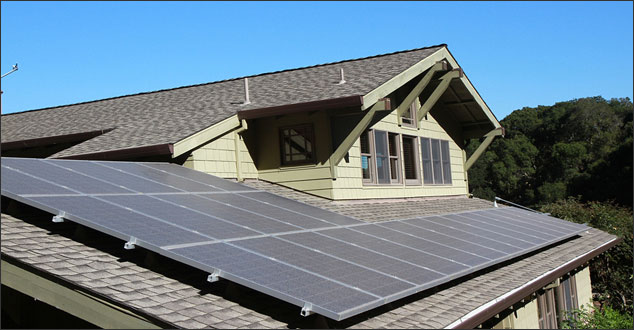 Solar panels on roof - 2019 roofing trends