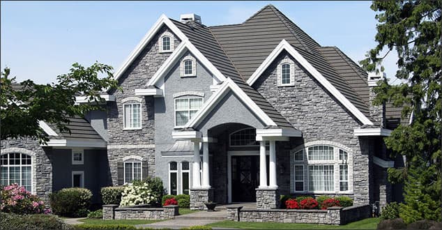 House with stone masonry